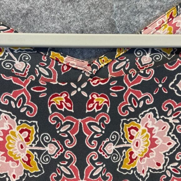 LOFT Top Women's 24 Plus Multicolor Floral Chiffon Short Flutter Sleeve V Neck - Picture 10 of 11